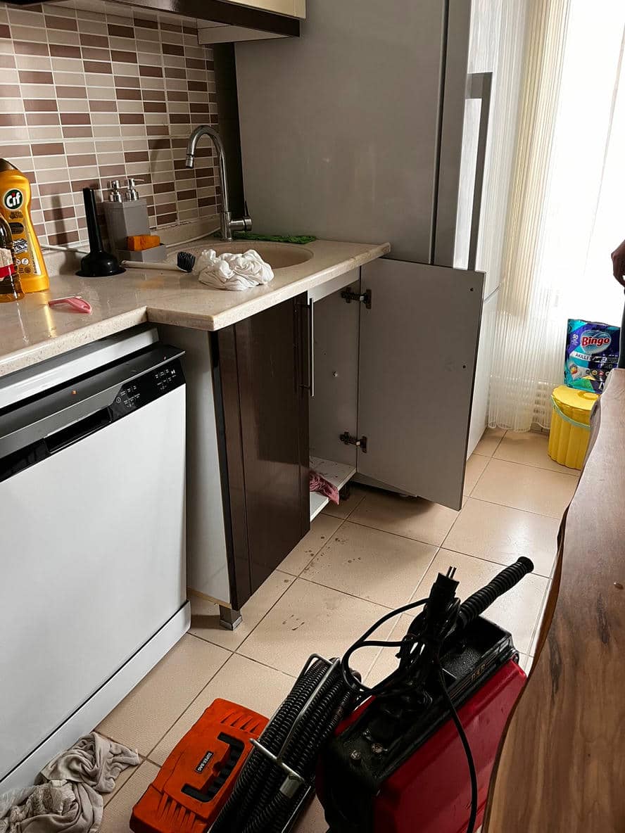 Banyo Gideri Açma Esin Su Tesisat görseli